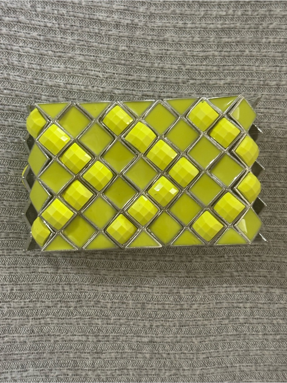 Neon yellow/lime green diamond-shaped geometric lattice stretch cuff bracelet